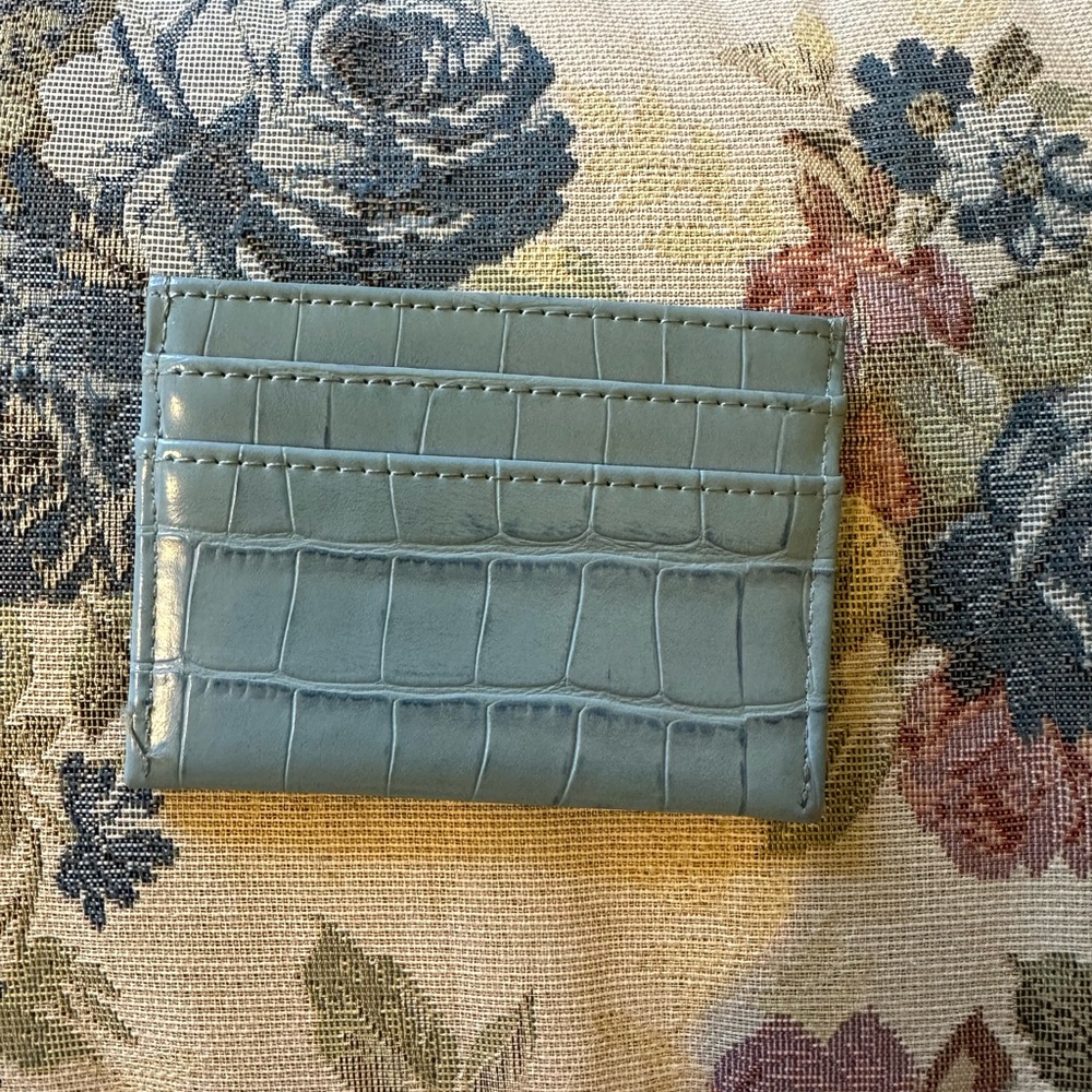 Princess Polly Snakeskin Flip It Card Holder Blue